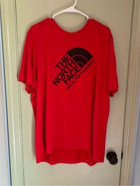 The North Face Red Short-Sleeve Logo Tee